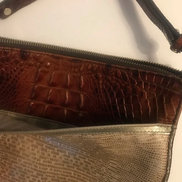 Brahmin Zip Top Croc-Embossed Leather Crossbody Handbag Purse 824 - Picture 14 of 16